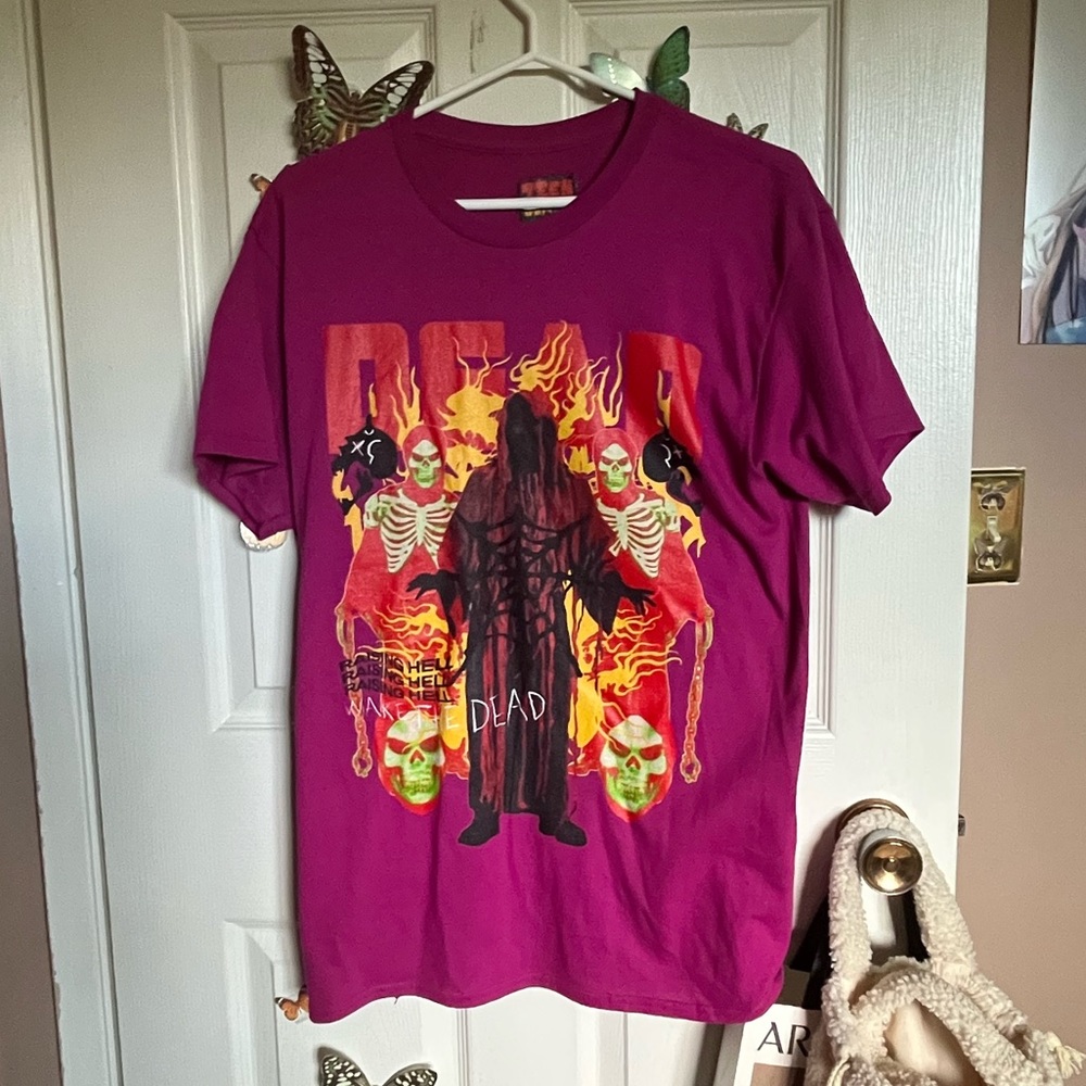 TEEN HEARTS Graphic T-shirt